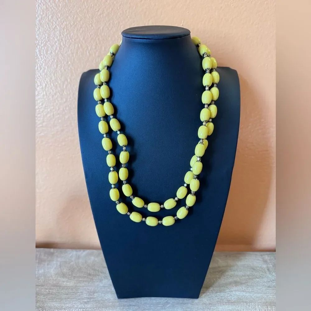 Vintage Yellow Plastic Oval Shaped Beaded Long Necklace Retro 50s 60s